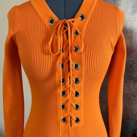 🌟NWOT Sexy Siren Orange Knit Bodycon Dress - Picture 3 of 6